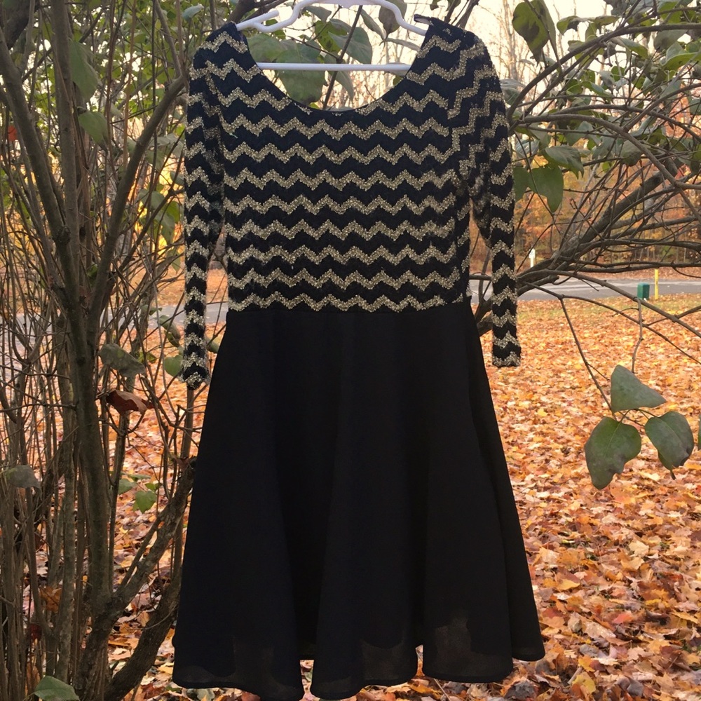 My Mitchelle Long Sleeve Dress w/Chevron Top & Bow